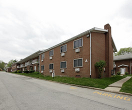 Plymouth Rock Apartments in Plymouth Meeting, PA - Building Photo - Building Photo