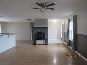 24 US-6 in Parachute, CO - Building Photo - Building Photo