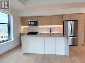 31 Huron St in Collingwood, ON - Building Photo - Building Photo