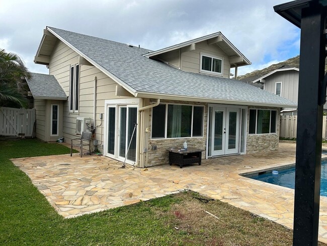 7544 Muolea Pl in Honolulu, HI - Building Photo - Building Photo
