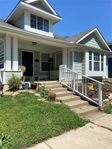 1709 Azalea Dr in Savannah, TX - Building Photo