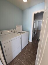 3308 Snow Leopard Dr in Columbia, MO - Building Photo - Building Photo