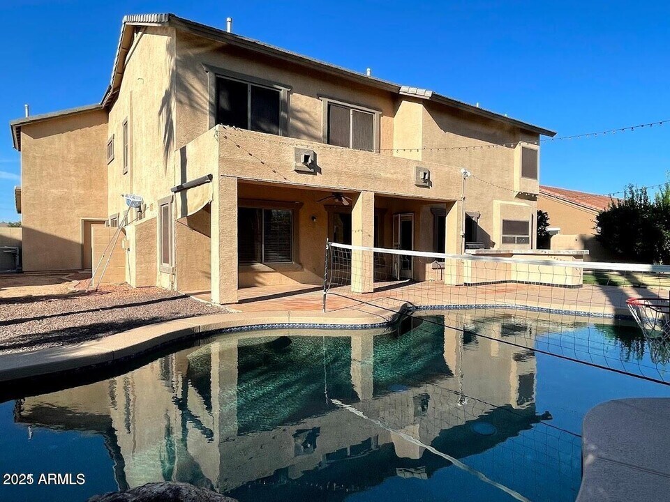 3235 E Devonshire Ct in Gilbert, AZ - Foto de edificio