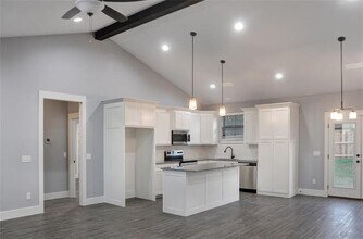 105 Byrom Ct in Whitesboro, TX - Building Photo - Building Photo