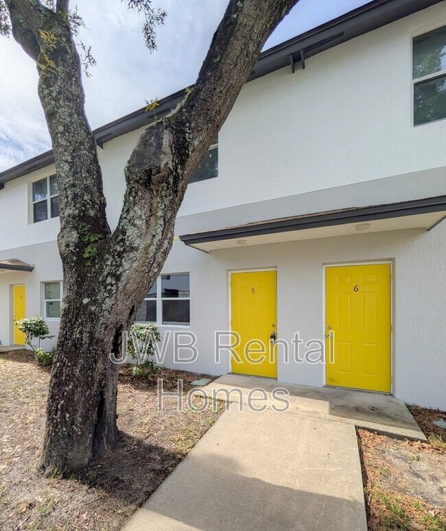 2851 Yellow Pine Ct in Jacksonville, FL - Building Photo - Building Photo