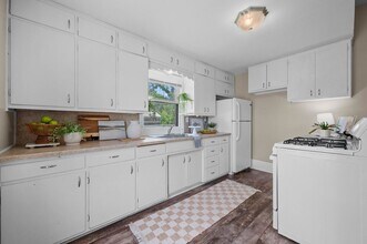 2908 W 9th St N in Wichita, KS - Building Photo - Building Photo