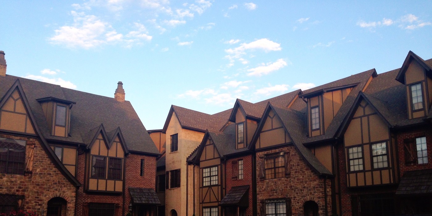 Essex Manor in Homewood, AL - Foto de edificio