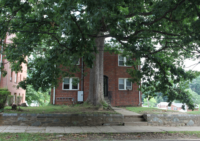 2920 P St SE in Washington, DC - Building Photo - Building Photo