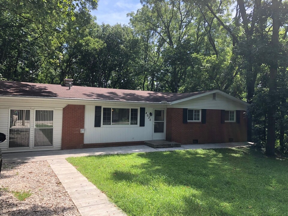 4030 N Baugh Rd in Bloomington, IN - Building Photo