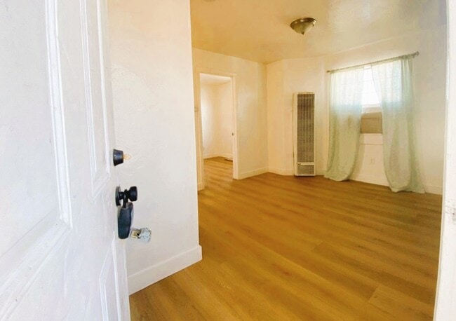 15544 Eighth St in Victorville, CA - Building Photo - Building Photo