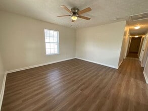 3651 Ten Oaks Cir in Powder Springs, GA - Building Photo - Building Photo