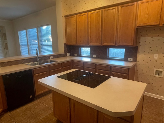 property at 1806 Chasewood Dr