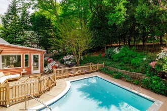 5108 Macomb St NW in Washington, DC - Building Photo - Building Photo