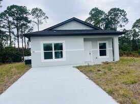 464 Lactic Ave in Lehigh Acres, FL - Building Photo