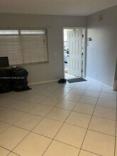 9787 Riverside Dr in Coral Springs, FL - Building Photo - Building Photo