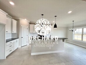 739 Woodplains Ave in Springdale, AR - Building Photo - Building Photo