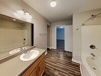 124 Lockport Dr photo'