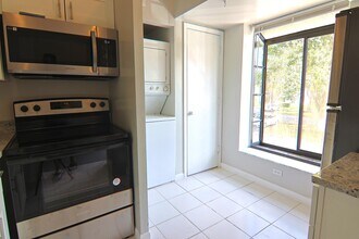 719 Gardens Dr in Pompano Beach, FL - Building Photo - Building Photo