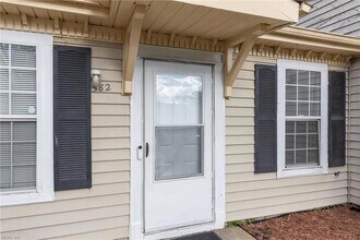 582 Peregrine St in Virginia Beach, VA - Building Photo - Building Photo