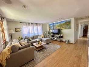 1120 Chestnut St in Paso Robles, CA - Building Photo - Building Photo