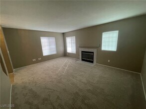 502 Quail Bird Pl in Henderson, NV - Building Photo - Building Photo
