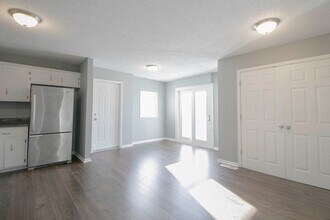 205 Ruf Dr in Oak Grove, KY - Building Photo - Building Photo