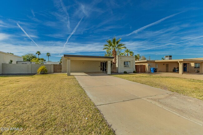 4618 S Calle Los Cerros Dr in Tempe, AZ - Building Photo - Building Photo