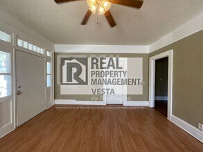 1096 Hillyer Ave in Macon, GA - Building Photo - Building Photo