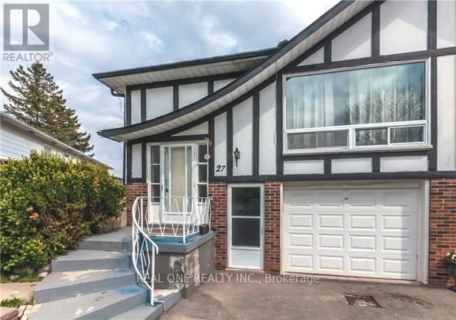 27 Tuscarora Dr in Toronto, ON - Building Photo - Building Photo