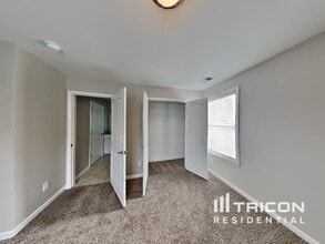 306 Imperial Ct in Pleasant View, TN - Building Photo - Building Photo