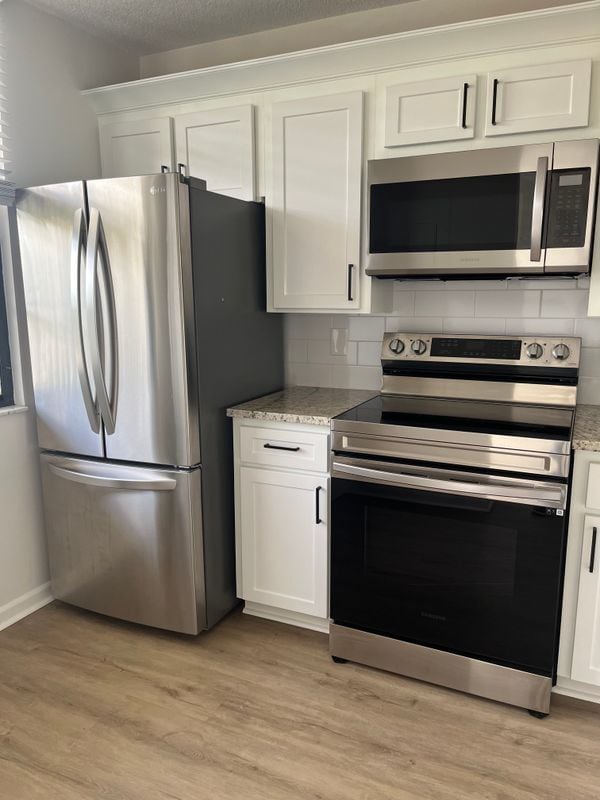 property at 3640 Whitehall Dr