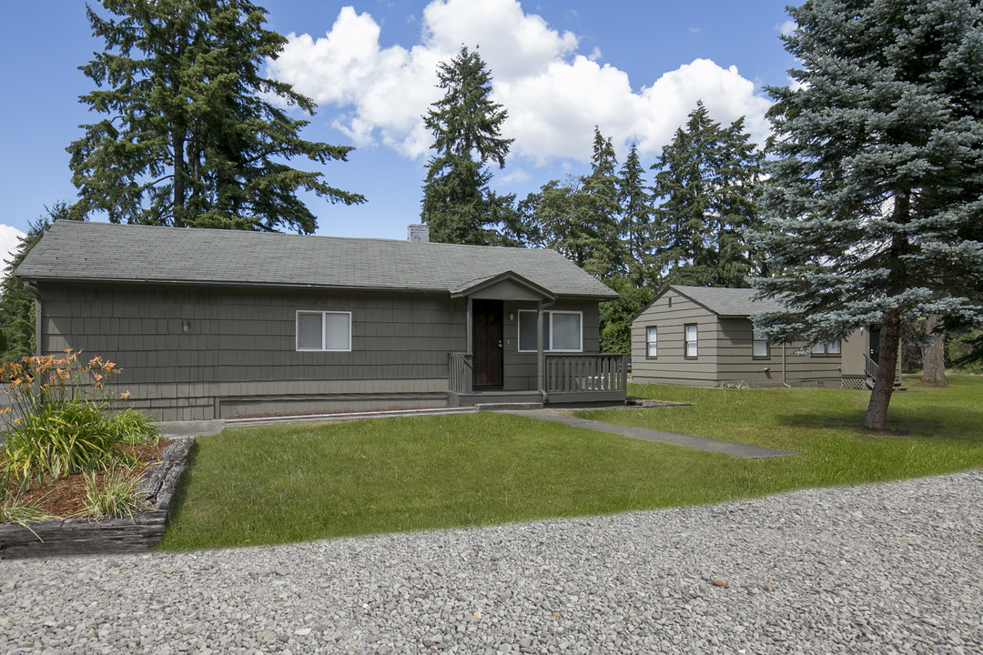 Heritage Park Apartments in Lakewood, WA - Building Photo