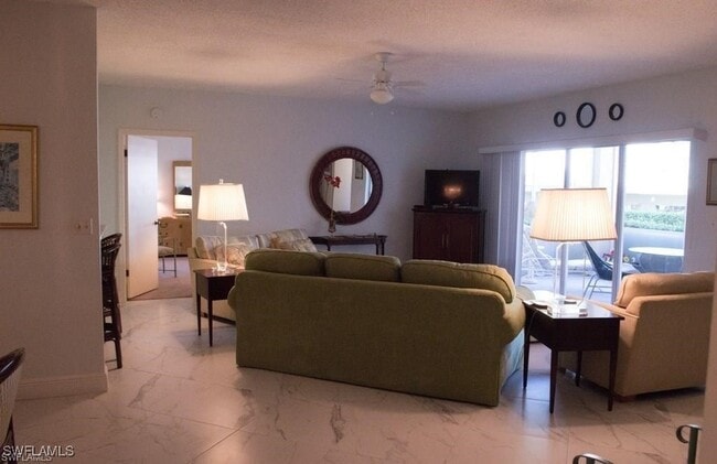 property at 5817 Glencove Dr