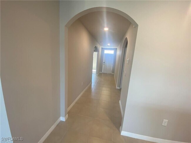 3187 Estancia Ln in Cape Coral, FL - Building Photo - Building Photo