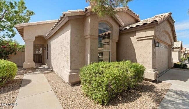 2235 E Donald Dr in Phoenix, AZ - Building Photo - Building Photo