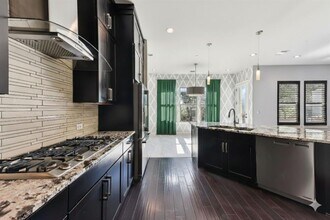 8110 Ranch Road 2222 in Austin, TX - Building Photo - Building Photo