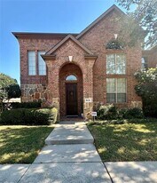 8636 Naomi St in Plano, TX - Building Photo