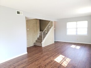 706 Rutgers Dr in Lancaster, TX - Building Photo - Building Photo