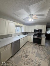 3037 Meredith Ave in Indianapolis, IN - Building Photo - Building Photo