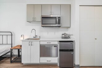 Fifty-Two Apartments in Seattle, WA - Building Photo - Interior Photo