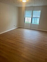 8102 Fairington Village Dr in Stonecrest, GA - Building Photo - Building Photo