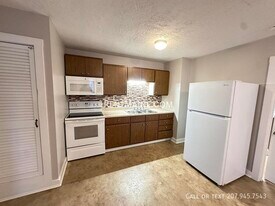 119 Main St in Bucksport, ME - Building Photo