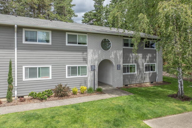 Cornell Manor in Portland, OR - Building Photo - Building Photo