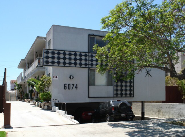 6074 Pickford St in Los Angeles, CA - Building Photo - Building Photo