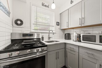 482 Joralemon St in Belleville, NJ - Building Photo - Building Photo