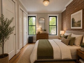 248 Mott St, Unit 9 in New York, NY - Building Photo