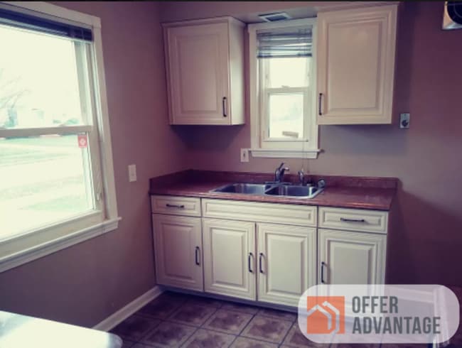 20730 Nicholas Ave in Euclid, OH - Building Photo - Building Photo