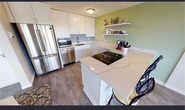 11811 Lake Ave, Unit 803 in Lakewood, OH - Building Photo - Building Photo