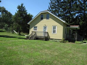 10860 Bennett St SE in Lowell, MI - Building Photo - Building Photo