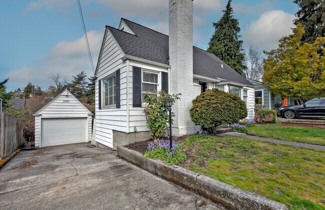 6219 40th Ave NE in Seattle, WA - Building Photo - Building Photo
